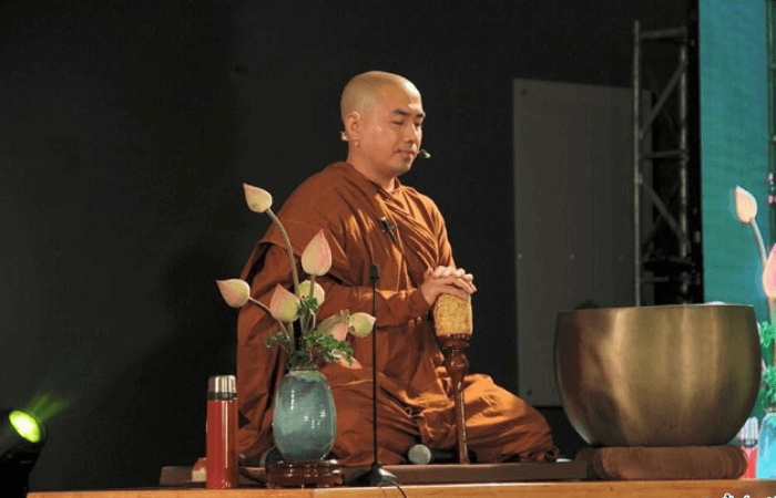 mơ thấy tụng kinh